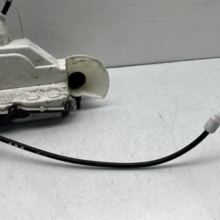 Serrure avant gauche PEUGEOT 308 1