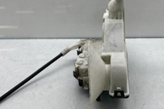 Serrure avant gauche PEUGEOT 308 1