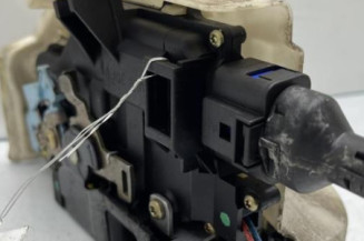 Serrure avant gauche VOLKSWAGEN GOLF 5