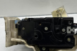 Serrure avant gauche VOLKSWAGEN GOLF 5
