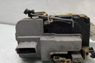 Serrure avant gauche PEUGEOT 206