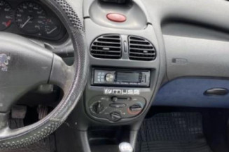 Serrure avant gauche PEUGEOT 206