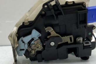 Serrure avant gauche VOLKSWAGEN GOLF 5