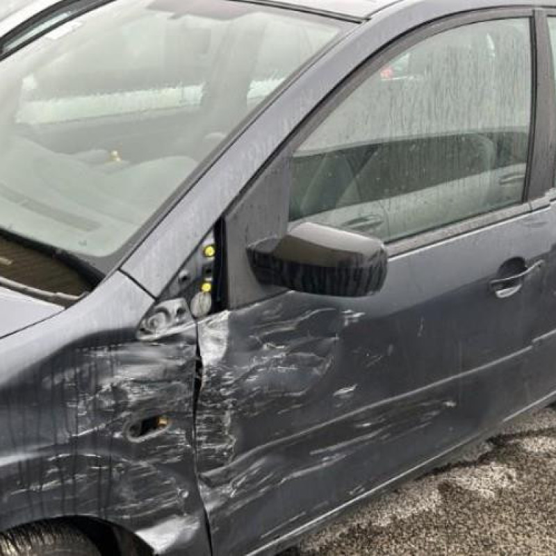 Moteur FORD FIESTA 5 Photo n°5