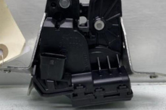 Serrure de coffre MERCEDES CLASSE CLA 118