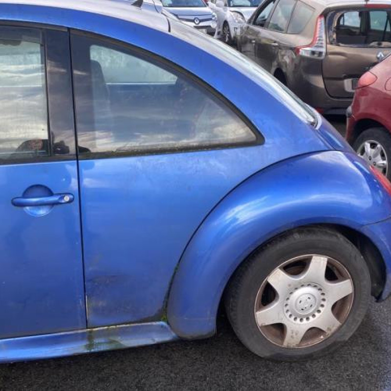 Serrure avant gauche VOLKSWAGEN NEW BEETLE 1 Photo n°9