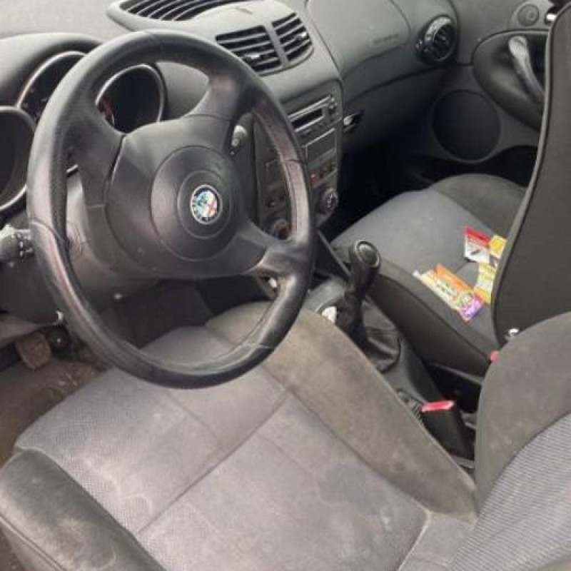 Porte avant droit ALFA ROMEO 147 Photo n°15
