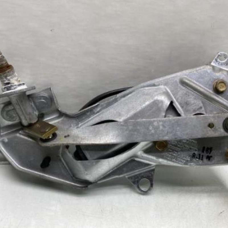 Moteur essuie glace arriere RENAULT MEGANE 1 Photo n°1