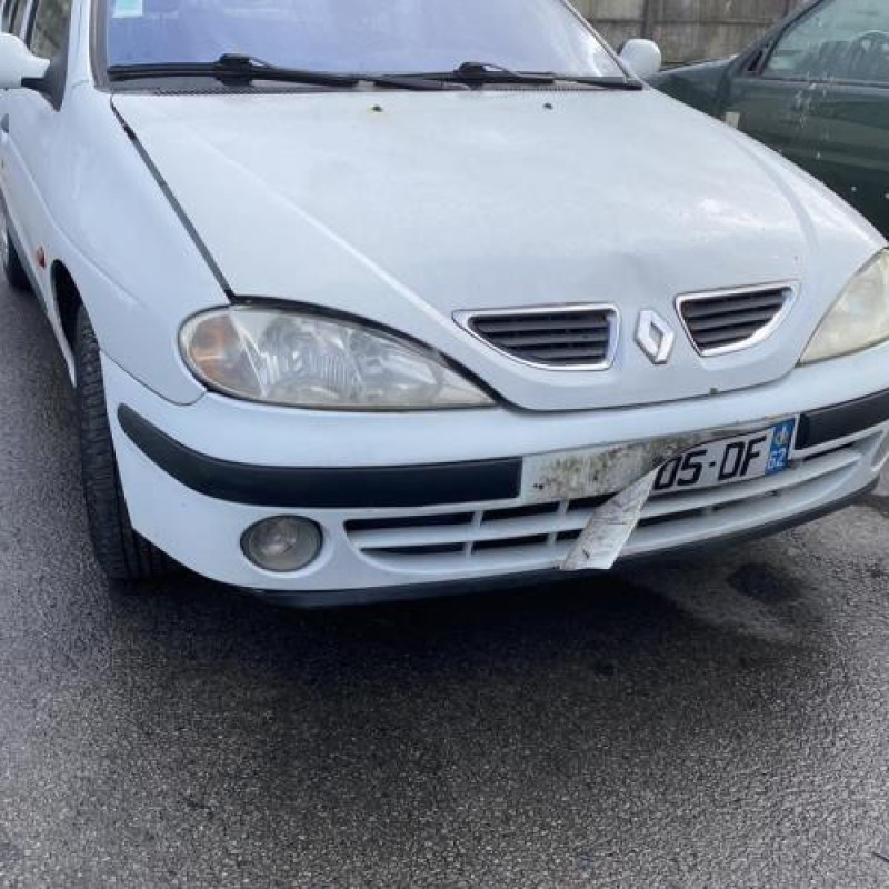 Moteur essuie glace arriere RENAULT MEGANE 1 Photo n°11