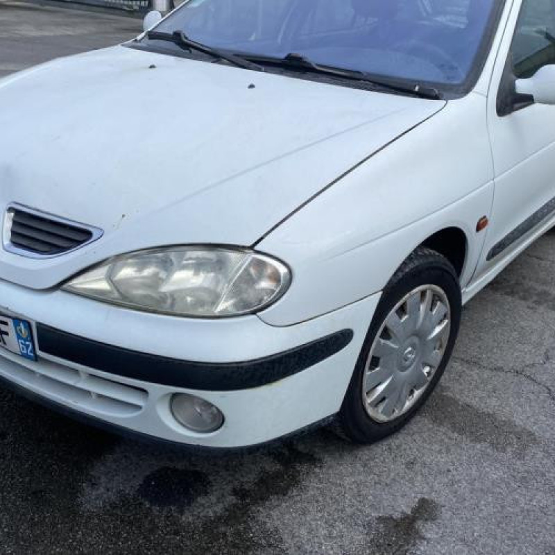 Moteur essuie glace arriere RENAULT MEGANE 1 Photo n°12