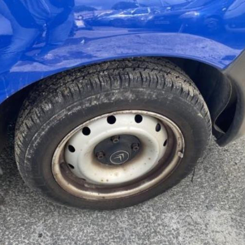 mot. essuie glace arrière droit CITROEN BERLINGO 1 Photo n°17