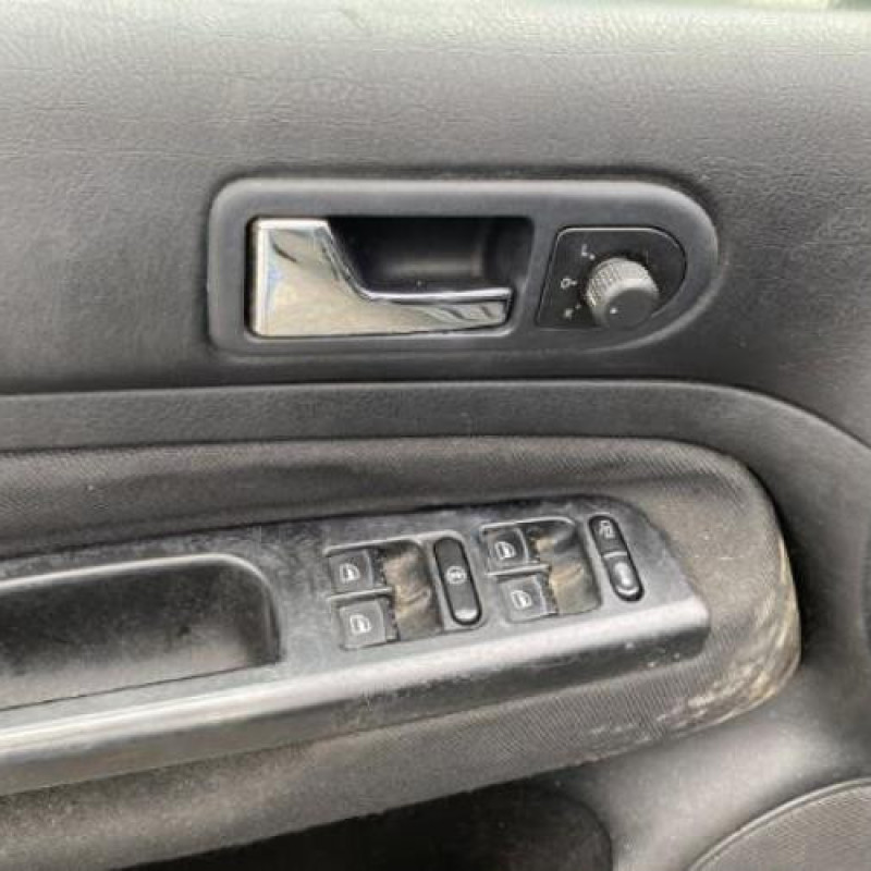 Porte arriere droit VOLKSWAGEN GOLF 4 Photo n°16