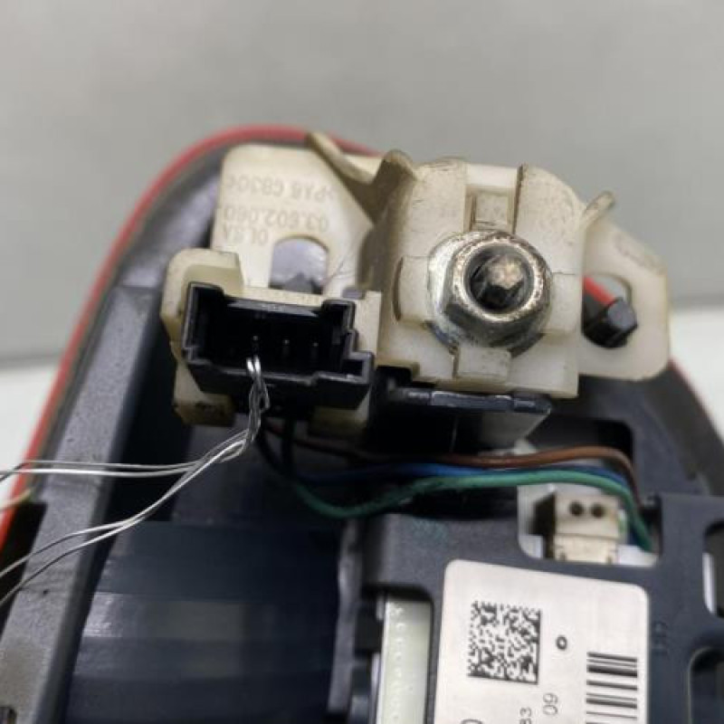 Feu arriere secondaire droit (feux) BMW SERIE 1 F20 Photo n°3