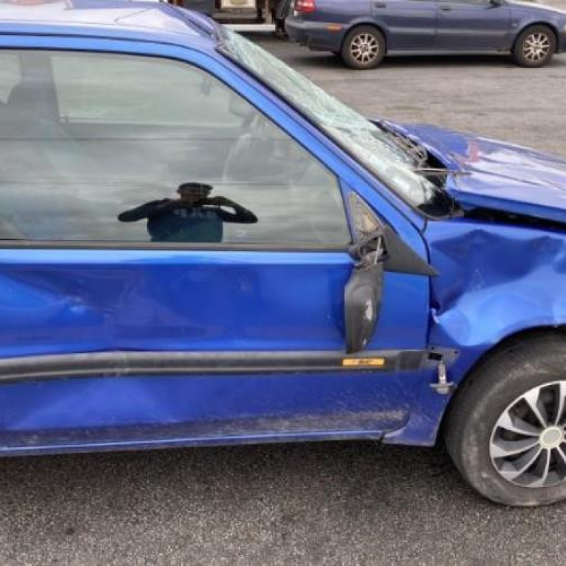 Pretensionneur de ceinture avant droit CITROEN SAXO Photo n°10