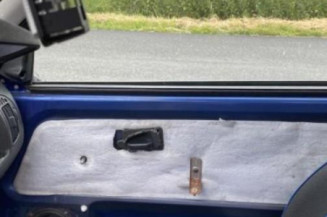 Pretensionneur de ceinture avant droit CITROEN SAXO