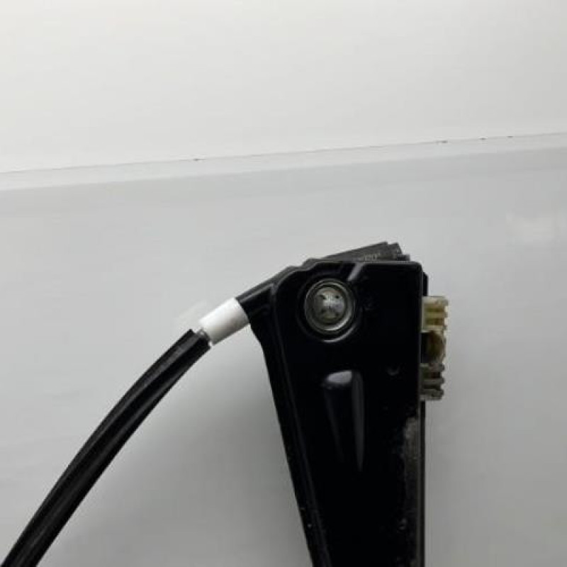 Leve vitre electrique avant droit VOLKSWAGEN GOLF 5 Photo n°3