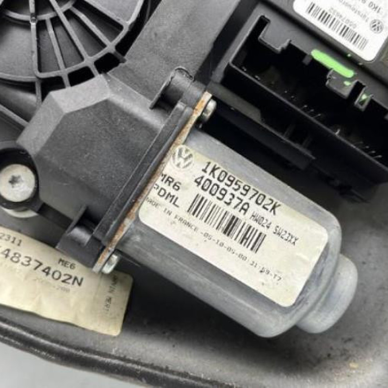 Leve vitre electrique avant droit VOLKSWAGEN GOLF 5 Photo n°5