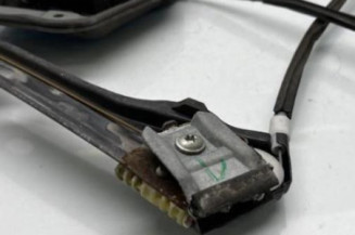 Leve vitre electrique avant droit VOLKSWAGEN GOLF 5