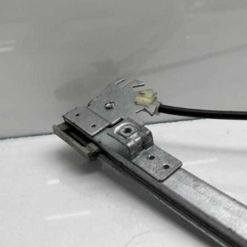 Leve vitre electrique avant gauche RENAULT LAGUNA 2 Photo n°3
