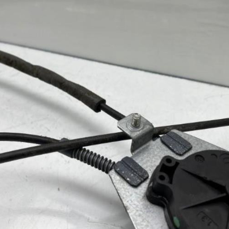 Leve vitre electrique avant gauche RENAULT LAGUNA 2 Photo n°6