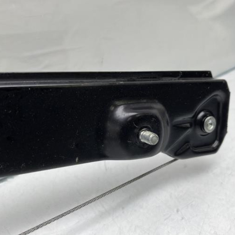 Leve vitre electrique arriere gauche BMW SERIE 3 E90 Photo n°4