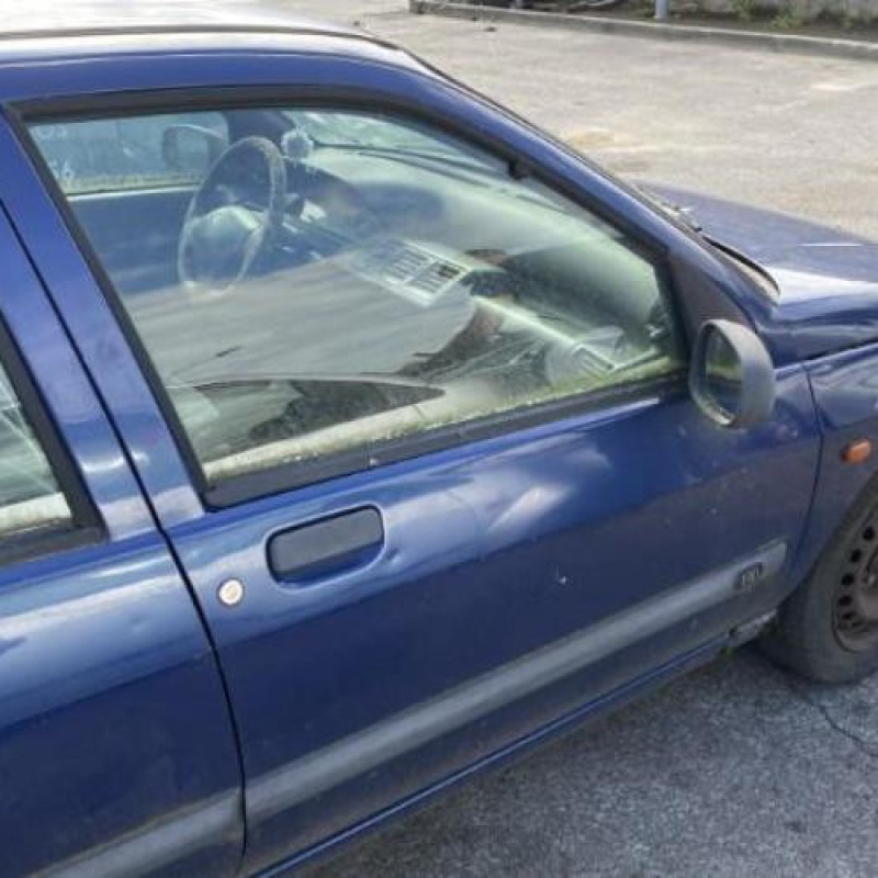 Vase de lave glace RENAULT CLIO 1 Photo n°10