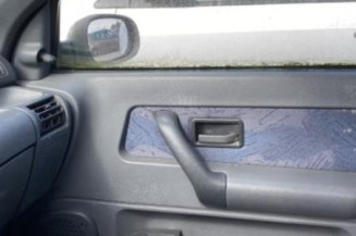 Vase de lave glace RENAULT CLIO 1