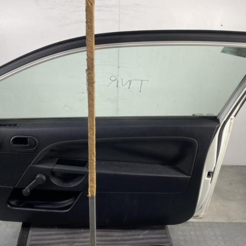Porte avant droit FORD FIESTA 5 Photo n°6