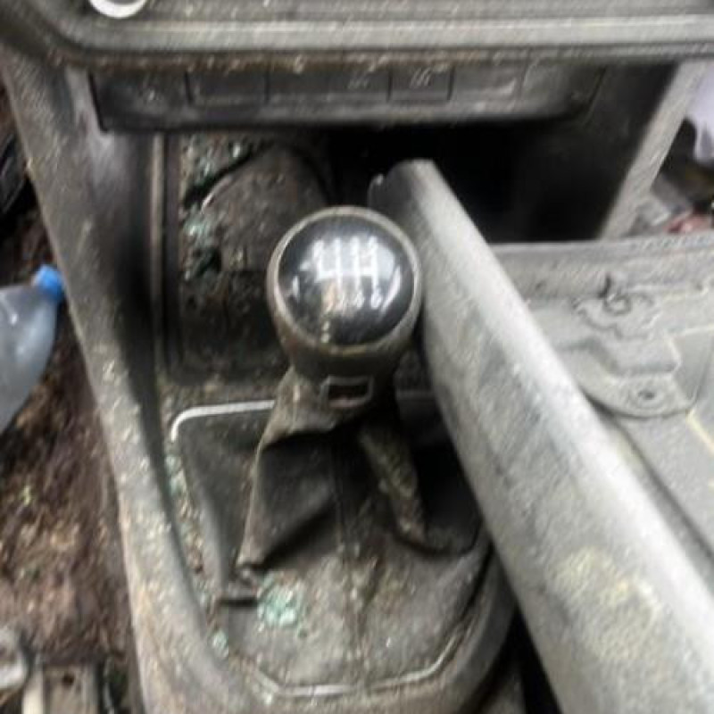 Leve vitre electrique avant droit VOLKSWAGEN CADDY 4 Photo n°17