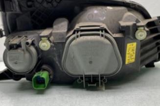 Optique avant principal gauche (feux)(phare) FORD FIESTA 4