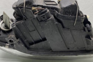Optique avant principal gauche (feux)(phare) AUDI A6 2
