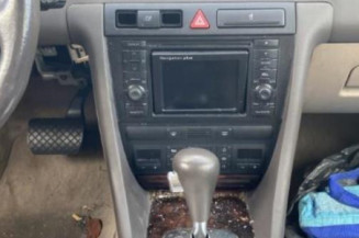 Optique avant principal gauche (feux)(phare) AUDI A6 2