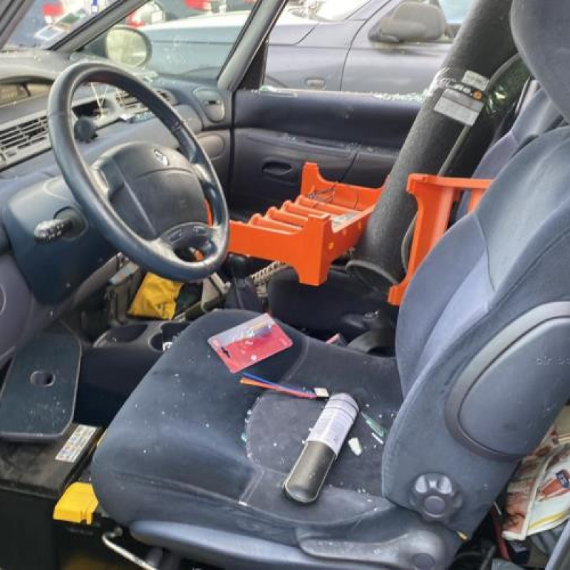 Serrure avant droit RENAULT GRAND ESPACE 3 Photo n°18