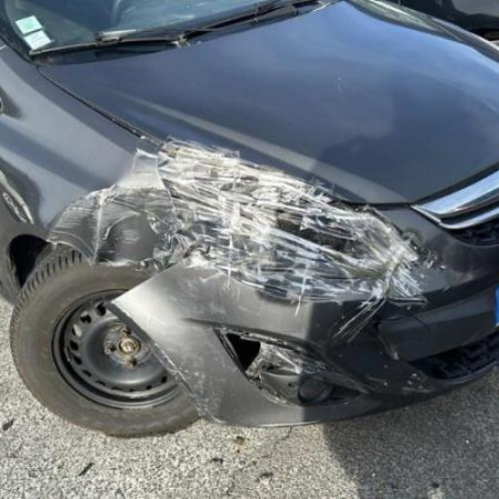 Moteur OPEL CORSA D Photo n°1