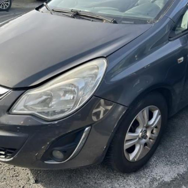 Moteur OPEL CORSA D Photo n°3