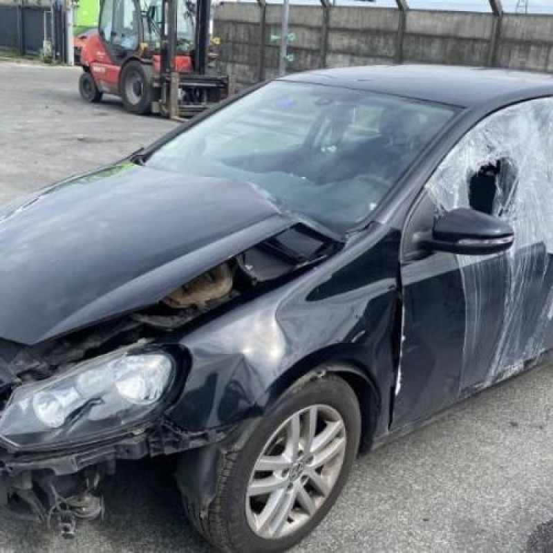 Pretensionneur de ceinture avant droit VOLKSWAGEN GOLF 6 Photo n°6
