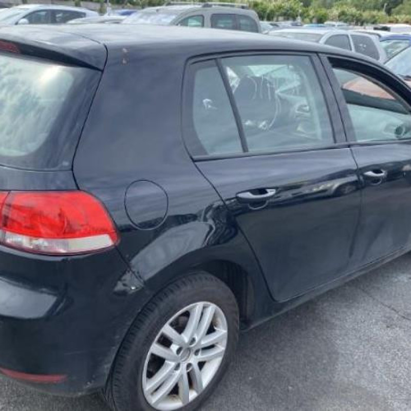 Pretensionneur de ceinture avant droit VOLKSWAGEN GOLF 6 Photo n°8