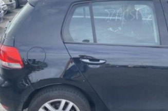 Pretensionneur de ceinture avant droit VOLKSWAGEN GOLF 6