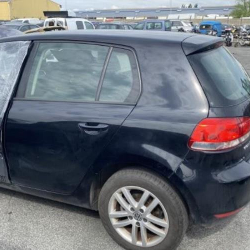 Pretensionneur de ceinture avant droit VOLKSWAGEN GOLF 6 Photo n°14
