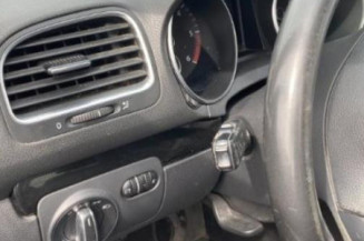 Pretensionneur de ceinture avant droit VOLKSWAGEN GOLF 6