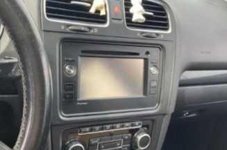 Pretensionneur de ceinture avant droit VOLKSWAGEN GOLF 6