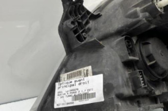 Optique avant principal droit (feux)(phare) OPEL MERIVA A
