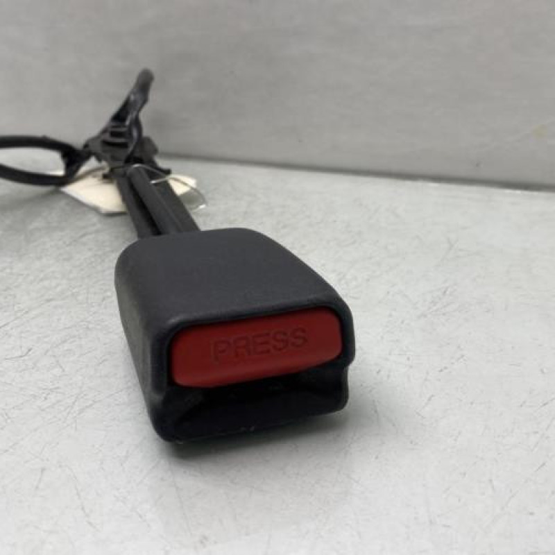 Attache ceinture avant droit NISSAN JUKE 1 Photo n°3
