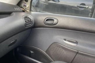 Serrure avant gauche PEUGEOT 206