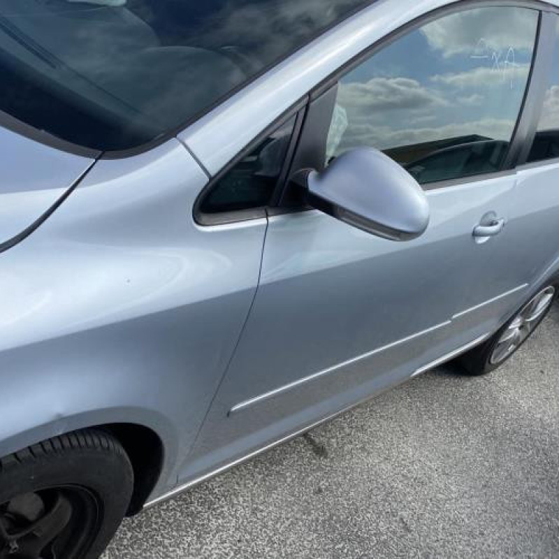 Feu arriere secondaire gauche (feux) VOLKSWAGEN GOLF PLUS Photo n°5