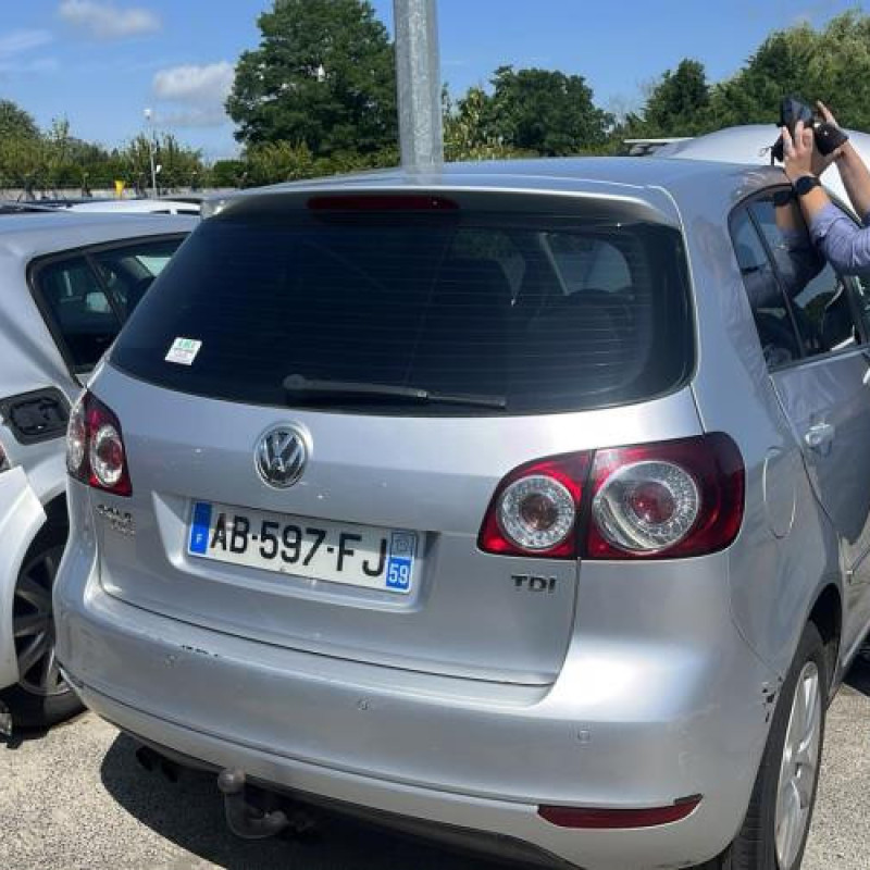 Feu arriere secondaire gauche (feux) VOLKSWAGEN GOLF PLUS Photo n°15