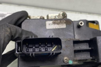 Serrure arriere droit FORD FUSION