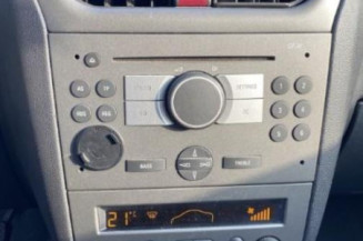 Serrure avant gauche OPEL CORSA C