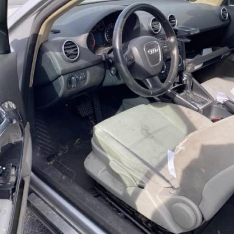 Leve vitre electrique avant droit AUDI A3 2 Photo n°20