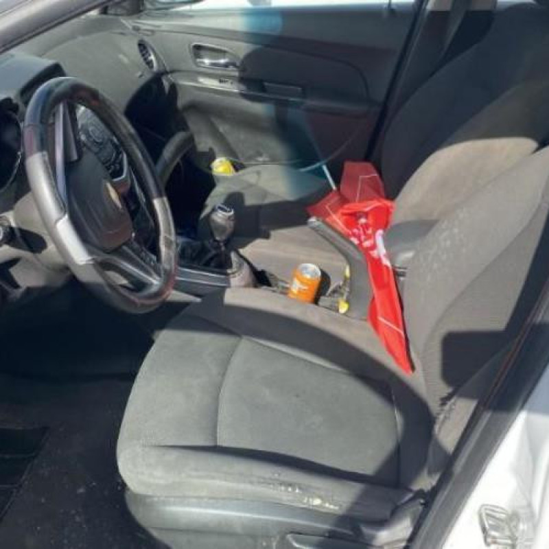 Serrure avant droit CHEVROLET CRUZE Photo n°17